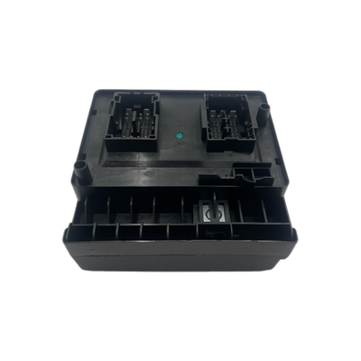 Cubierta de caja de fusibles de 12V para BYD Song PLUS DM-I