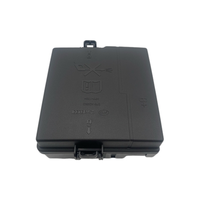 Cubierta de caja de fusibles de 12V para BYD Song PLUS DM-I
